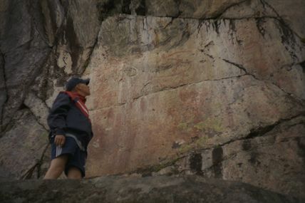 Astuvansalmen esihistoriallisen ajan kalliomaalaukset.