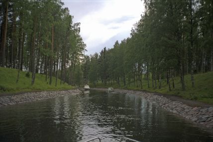 Kirkkotaipaleen avokanava.